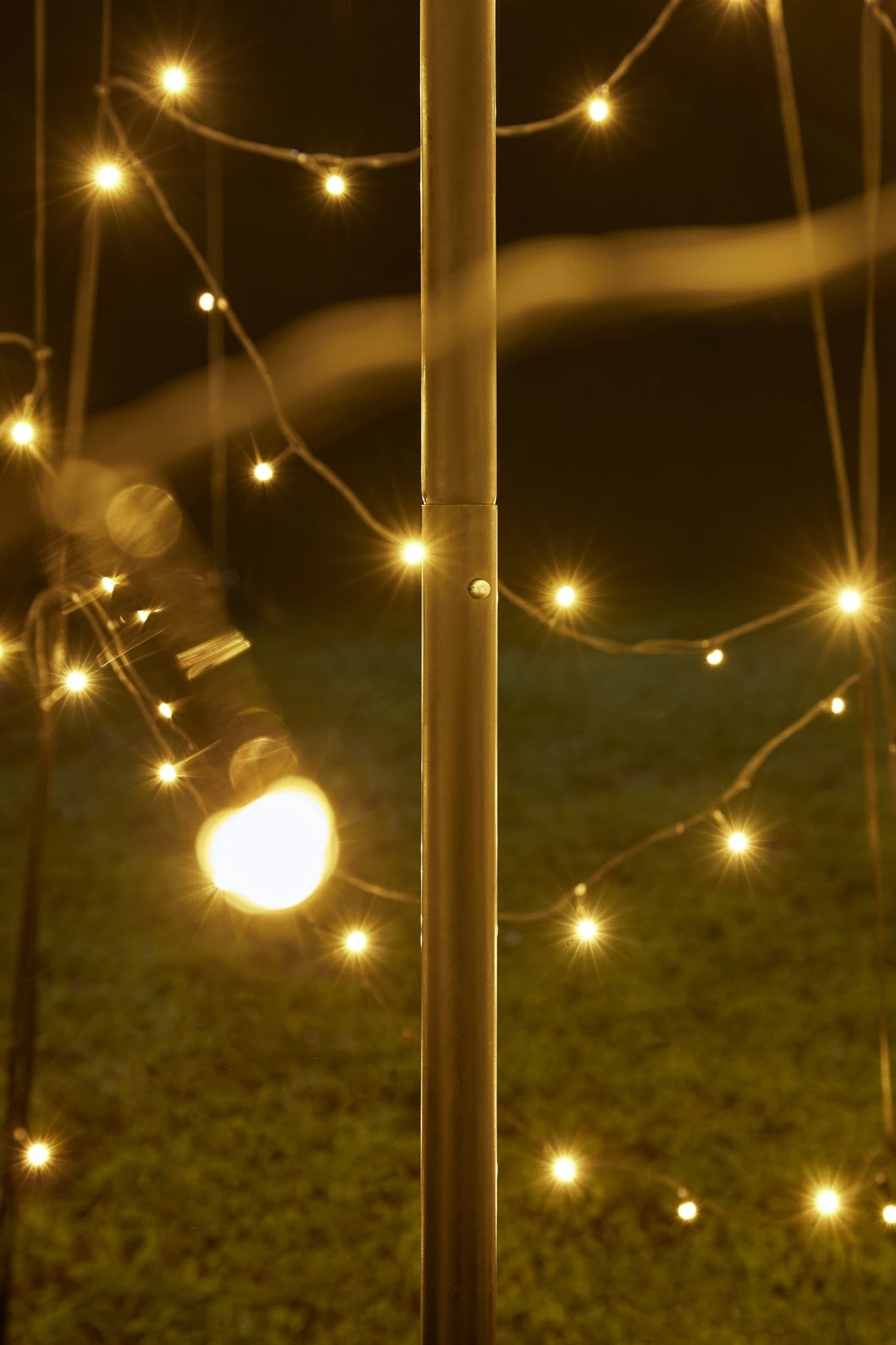 Fairybell | 3 Meter | 360 LED-Leuchten | Inklusive Mast | Warmweiss